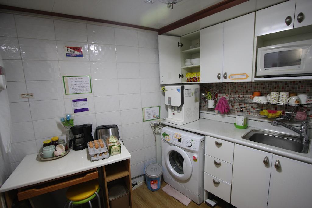 Dongdaemun Wellbeing Hostel Сеул Екстериор снимка