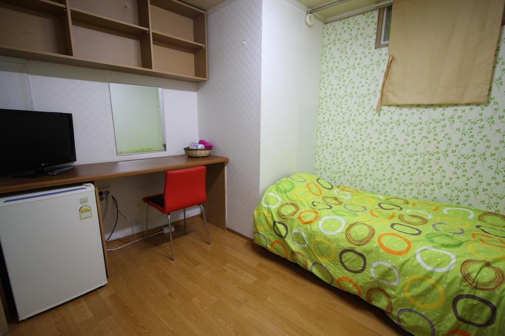 Dongdaemun Wellbeing Hostel Сеул Екстериор снимка